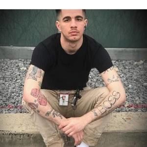 Meet your Posher, Justin